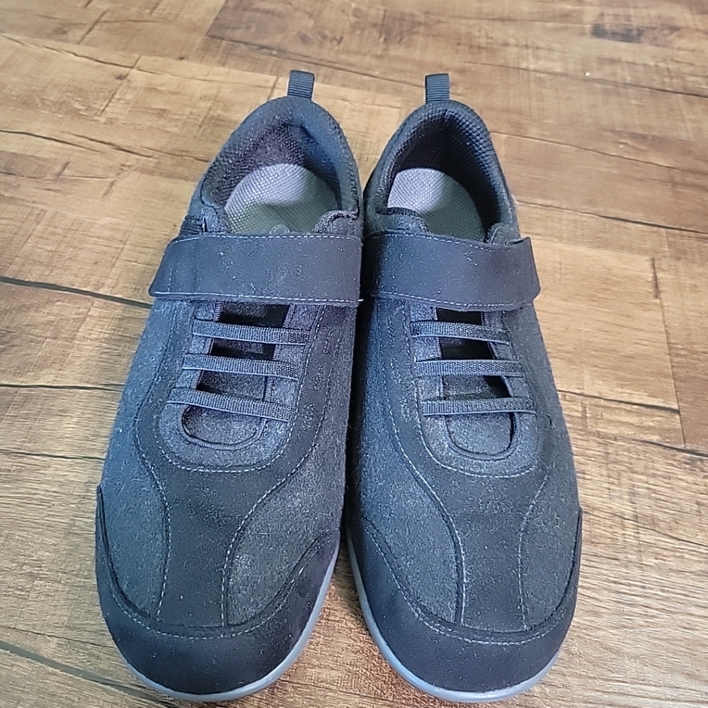 Orthofeet Womens 12 Extra Wide Black Volcano Arch Support Adjustable Strap Shoes